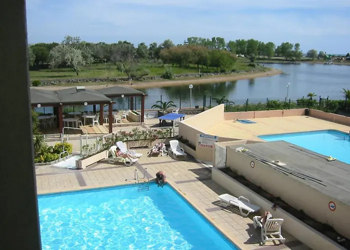 Panoramic Joli Piscine Richelieu Cap D'agde